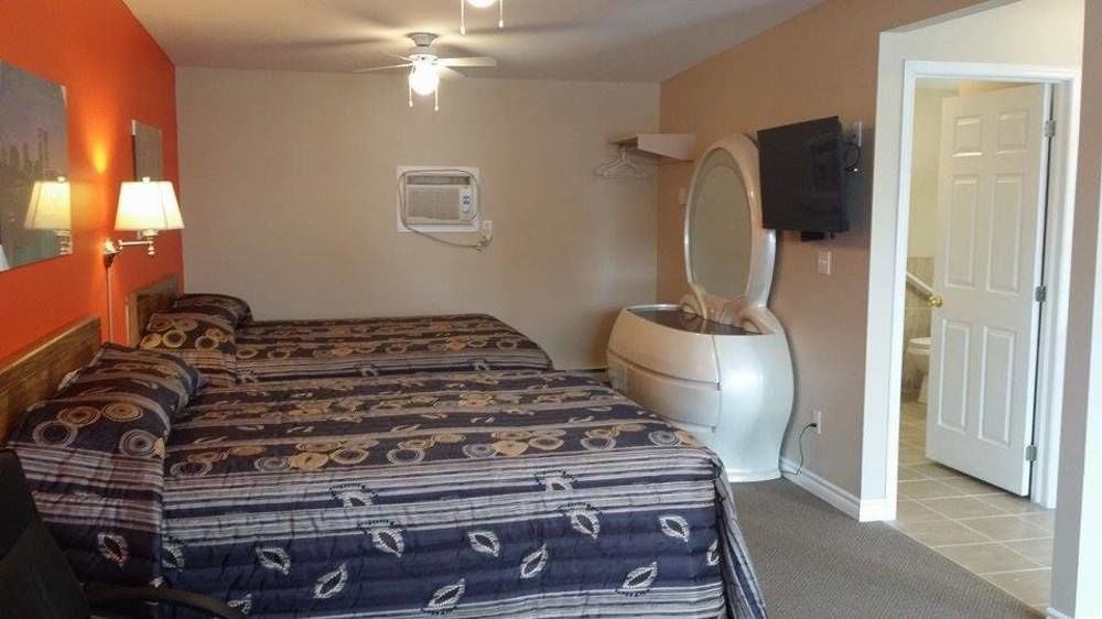 Rymal'S Motel Лимингтон Экстерьер фото