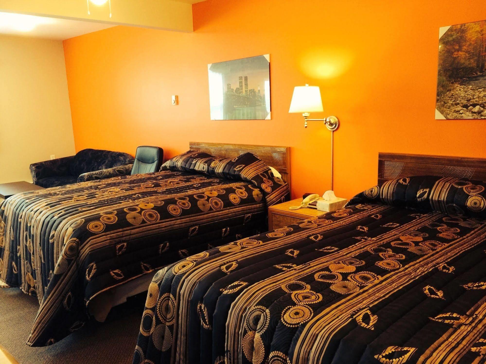 Rymal'S Motel Лимингтон Экстерьер фото